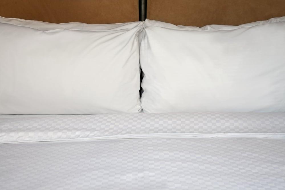 Four Points By Sheraton Raleigh North Екстер'єр фото