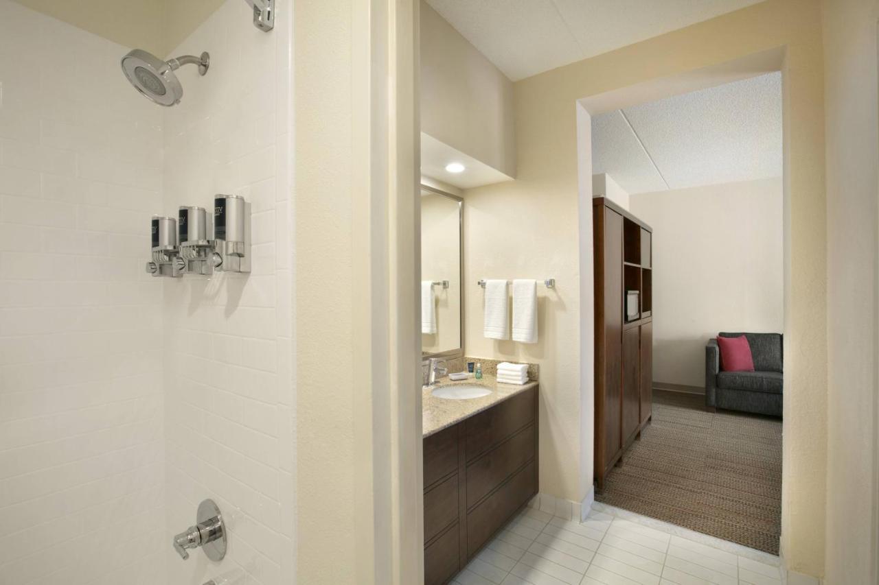 Four Points By Sheraton Raleigh North Екстер'єр фото