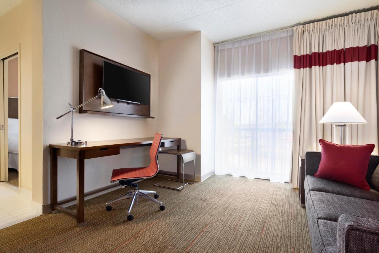 Four Points By Sheraton Raleigh North Екстер'єр фото